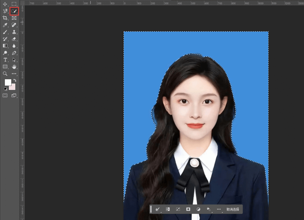 Start AI 插件中的 “抠图去背景功能”,凭借 AI 智能抠图 + 精准换底技术,既能快速分离人像与原背景,又能生成纯净白色背景