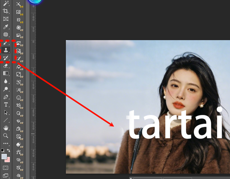 按住快捷键Alt（Windows）/Option（Mac），点击水印周边干净、纹理一致的区域，松开按键就完成取样