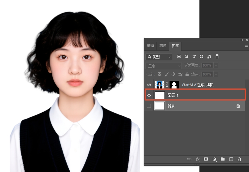 新建空白图层填充白色，拖动到主体图层下方